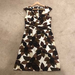 Size 6 Calvin Klein brown leaf dress